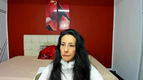 Snapshot of abrillee1 chatting on 01-27-25, 07:56 ABRIL online show from 01-27-25, 07:56