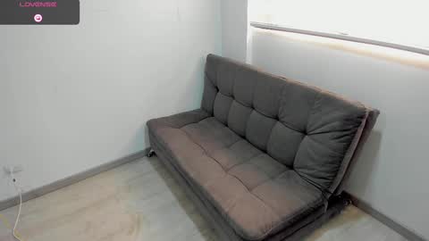 Snapshot of abrilsonne chatting on 02-23-25, 07:17 AbrilSonne online show from 02-23-25, 07:17