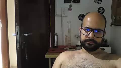 Snapshot of absinnto2016 chatting on 09-16-25, 05:25 Luke 33 online show from 09-16-25, 05:25