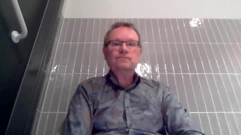 Snapshot of accel4 chatting on 01-16-26, 08:07 accel4 online show from 01-16-26, 08:07