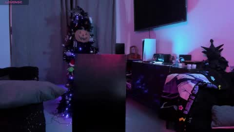 Alice online show from 12-17-25, 04:07