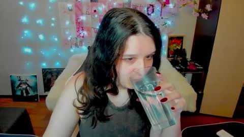 Kate online show from 05-22-26, 01:13