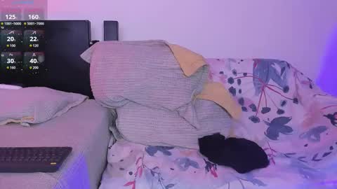 Snapshot of acid_longer chatting on 11-15-25, 02:09 centric independent model online show from 11-15-25, 02:09