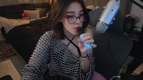 Lana 3 online show from 12-04-25, 11:13