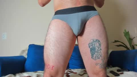 Snapshot of ackerman_eren_ chatting on 01-20-25, 06:32 R. online show from 01-20-25, 06:32