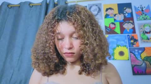 Snapshot of ada_gales_ chatting on 04-30-26, 04:52 Isa online show from 04-30-26, 04:52