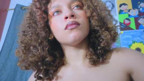 Snapshot of ada_gales_ chatting on 05-02-26, 03:44 Isa online show from 05-02-26, 03:44