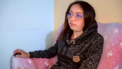 Snapshot of ada_naugthy1 chatting on 02-26-25, 02:37 Ada naugthy28 online show from 02-26-25, 02:37