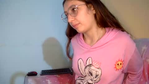 Snapshot of ada_naugthy1 chatting on 03-01-25, 01:43 Ada naugthy28 online show from 03-01-25, 01:43