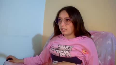 Snapshot of ada_naugthy1 chatting on 03-10-25, 01:01 Ada naugthy28 online show from 03-10-25, 01:01