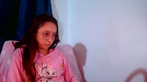 Snapshot of ada_naugthy1 chatting on 10-23-25, 01:27 Ada naugthy28 online show from 10-23-25, 01:27