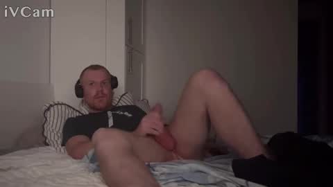 Snapshot of adam712292 chatting on 03-31-26, 12:05 Submissive ginger online show from 03-31-26, 12:05