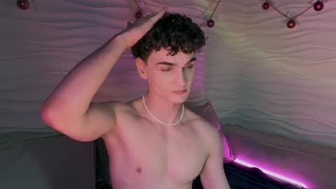 Snapshot of adam_21cm chatting on 12-26-24, 08:00 Adam online show from 12-26-24, 08:00