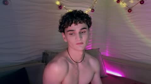 Snapshot of adam_21cm chatting on 01-05-25, 07:28 Adam online show from 01-05-25, 07:28