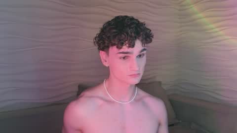 Snapshot of adam_21cm chatting on 01-23-25, 04:48 Adam online show from 01-23-25, 04:48