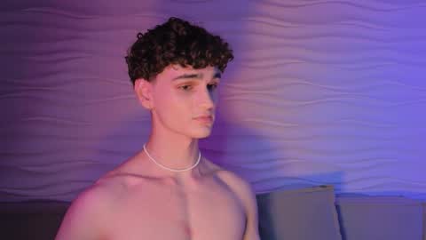 Snapshot of adam_21cm chatting on 10-08-25, 04:26 Adam online show from 10-08-25, 04:26