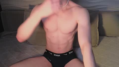 Snapshot of adam_21cm chatting on 10-24-25, 07:54 Adam online show from 10-24-25, 07:54