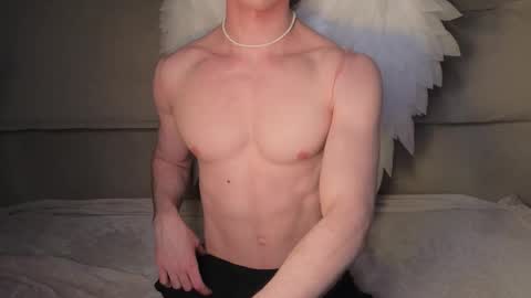 Snapshot of adam_21cm chatting on 10-31-25, 04:30 Adam online show from 10-31-25, 04:30