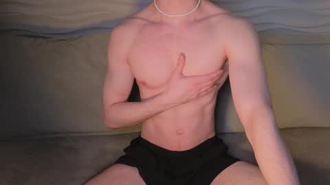 Snapshot of adam_21cm chatting on 11-07-25, 04:18 Adam online show from 11-07-25, 04:18