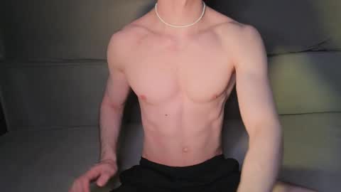 Snapshot of adam_21cm chatting on 11-09-25, 04:27 Adam online show from 11-09-25, 04:27