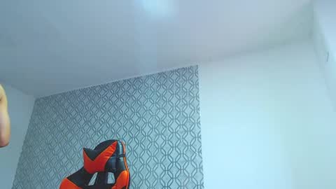 adam hot11 online show from 04-25-26, 11:35