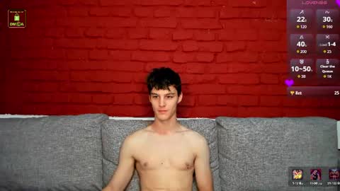 Snapshot of adam_porrter chatting on 07-12-26, 06:04 Adam online show from 07-12-26, 06:04