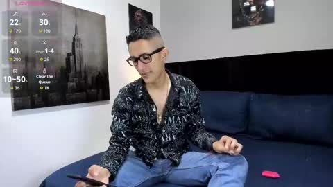 adam_walker_1 online show from 03-22-26, 04:21