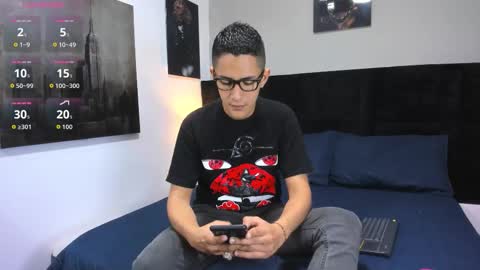 adam_walker_1 online show from 03-25-26, 02:12