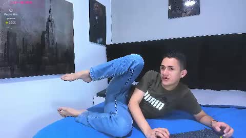 adam_walker_1 online show from 07-18-26, 04:11