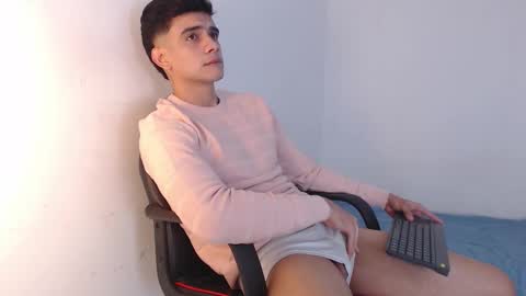 Hello guys excuse my absence I will be absent for several days for health reasons I hope you understand thank you very much. online show from 11-07-25, 09:42