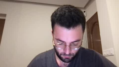 Snapshot of adamagreen99 chatting on 01-25-25, 09:04 Alberto online show from 01-25-25, 09:04