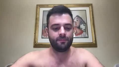 Snapshot of adamagreen99 chatting on 10-14-25, 06:20 Alberto online show from 10-14-25, 06:20