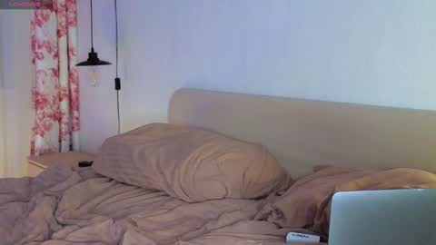 Hi Im Adam Glad to see u here 3 And its my first day online show from 12-11-24, 09:01