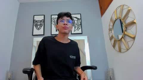 Adams Bobby online show from 03-07-26, 10:56