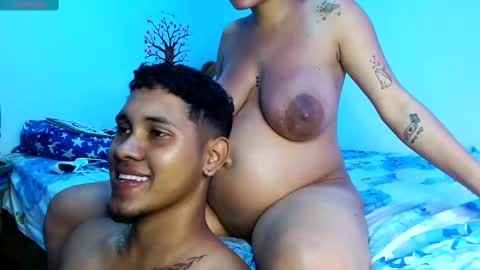 Snapshot of adams_niki chatting on 02-28-25, 07:58 ADAMS Y NIKI online show from 02-28-25, 07:58