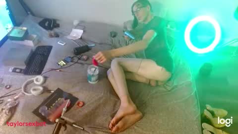TaylorSexbot online show from 02-02-26, 04:55