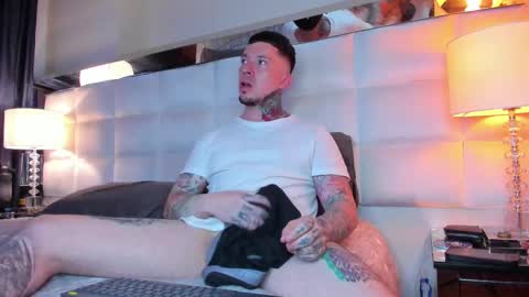 Snapshot of adamtatts chatting on 10-03-25, 02:30 Adam online show from 10-03-25, 02:30