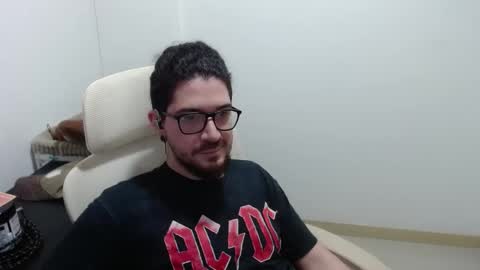 Snapshot of adamussutekh chatting on 02-02-26, 07:56 Adam online show from 02-02-26, 07:56