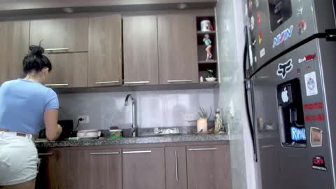 Snapshot of adan_eva960 chatting on 03-09-25, 05:28 eva online show from 03-09-25, 05:28