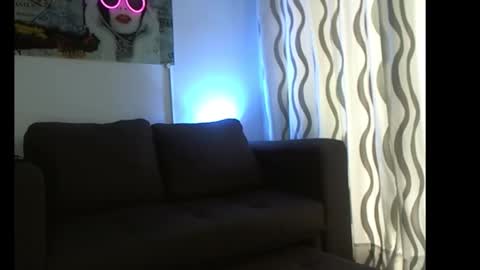 Snapshot of adan_eva960 chatting on 01-10-26, 07:04 eva online show from 01-10-26, 07:04