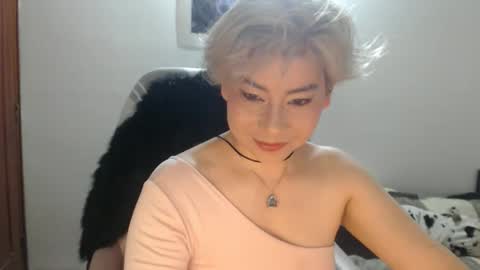 Snapshot of adan_romanoff chatting on 10-25-25, 05:48 adan_romanoff online show from 10-25-25, 05:48