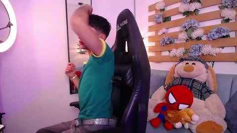 Adan  online show from 05-24-26, 12:32