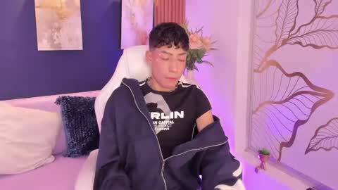 Adan  online show from 06-17-26, 12:29
