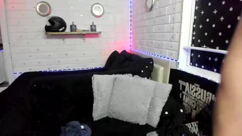 Snapshot of adanxanders chatting on 11-26-25, 02:56 Adan online show from 11-26-25, 02:56