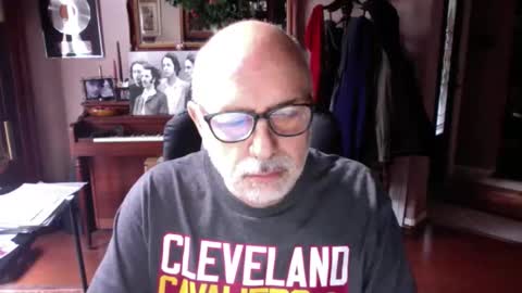 add_me_2 online show from 05-15-26, 02:02