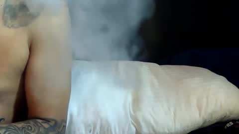 addictedtobustnloads1 online show from 01-12-26, 10:26