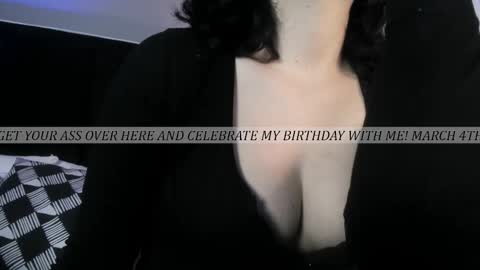 Snapshot of adeelinee chatting on 02-27-26, 07:47 Ade online show from 02-27-26, 07:47