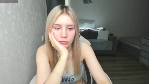 Adel online show from 05-09-26, 04:39