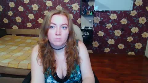 Snapshot of adel_redhead_ chatting on 03-12-25, 06:22 Adel online show from 03-12-25, 06:22