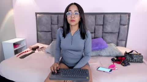 adela online show from 07-06-26, 12:24
